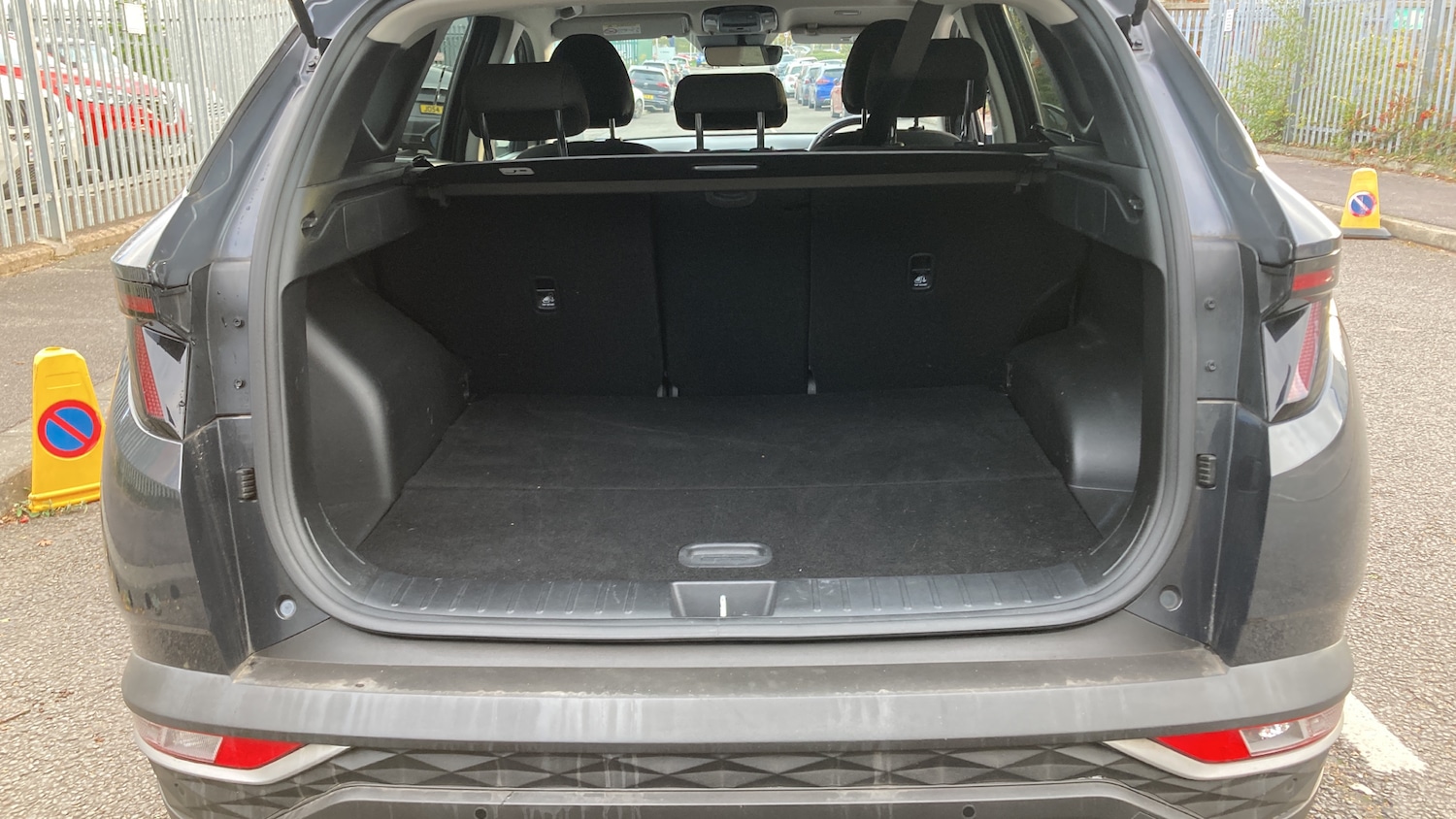 Used Hyundai TUCSON 2021 for sale - 76354949: Photo 4