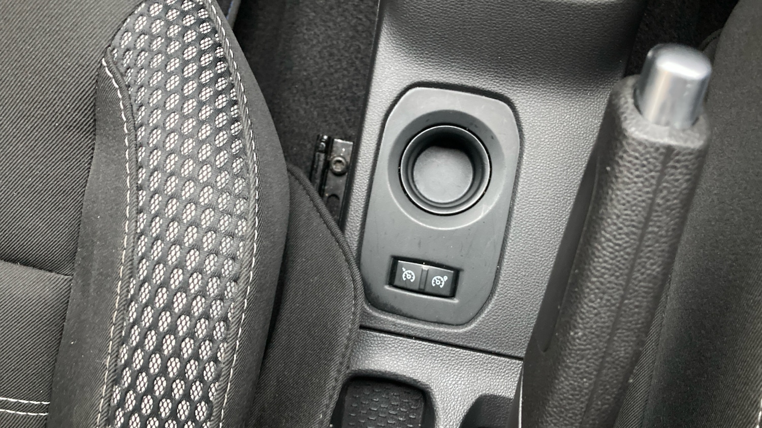 Used Dacia Duster 2020 for sale - 76879234: Photo 27