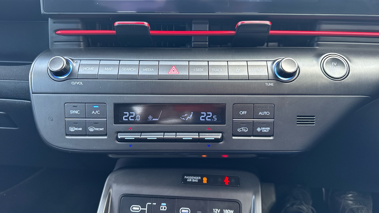 Used Hyundai KONA 2025 for sale - 75934375: Photo 23