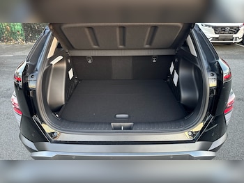 Used Hyundai KONA 2025 for sale - 76504421: Photo