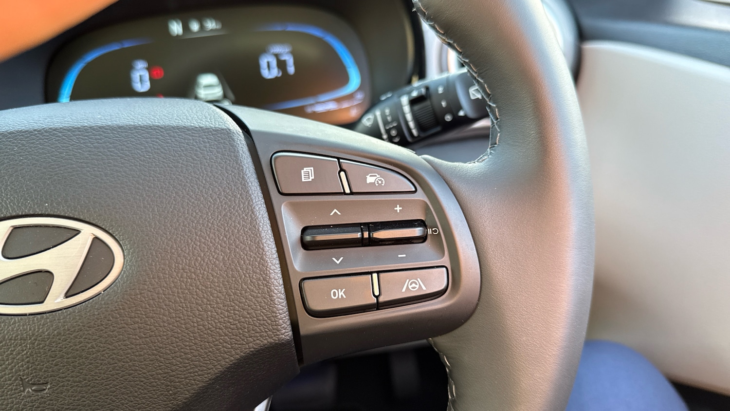 Used Hyundai i10 2024 for sale - 76450292: Photo 33