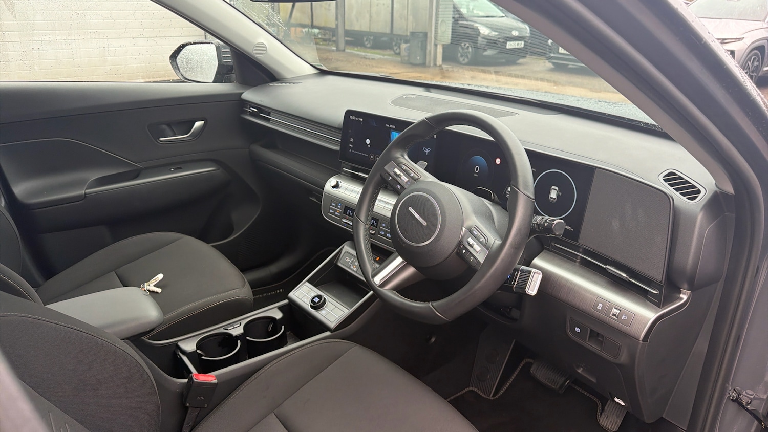 Used Hyundai KONA 2025 for sale - 77063211: Photo 11