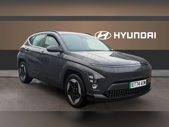 2025 (74) - 160kW Advance 65kWh 5dr Auto