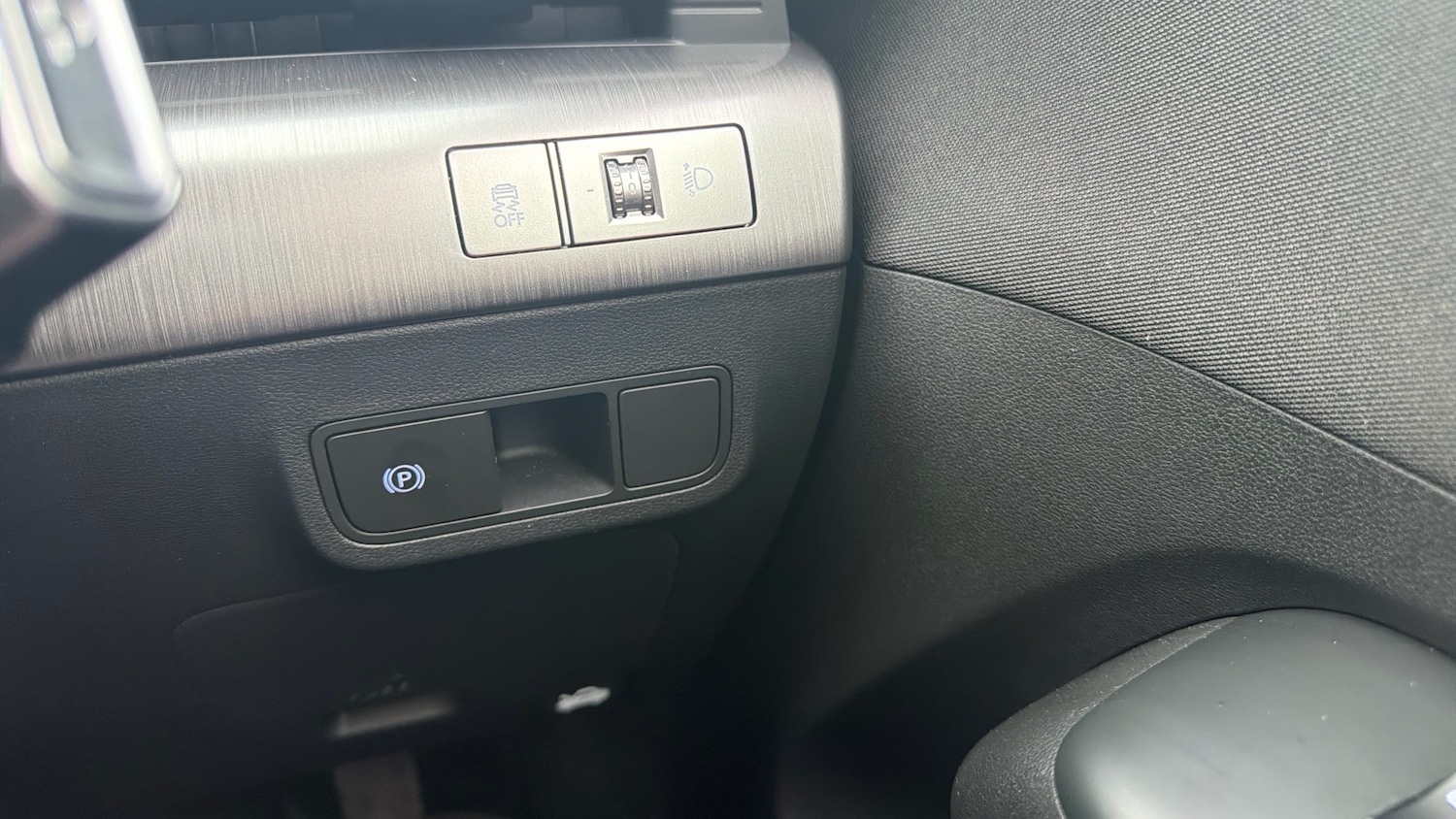 Used Hyundai KONA 2025 for sale - 77063211: Photo 33