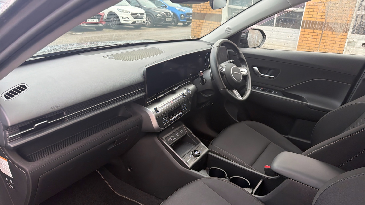 Used Hyundai KONA 2025 for sale - 77063211: Photo 9