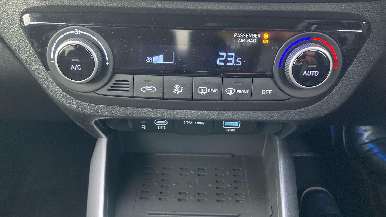 Used Hyundai i10 2025 for sale - 77062009: Photo 29