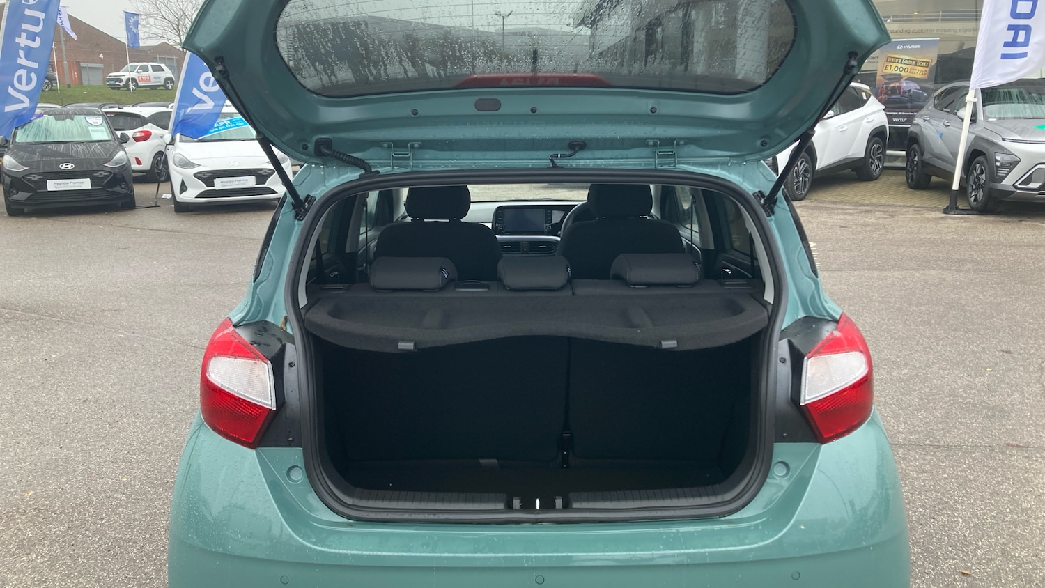 Used Hyundai i10 2025 for sale - 77062009: Photo 4