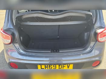 Used Hyundai i10 2019 for sale - 79703894: Photo
