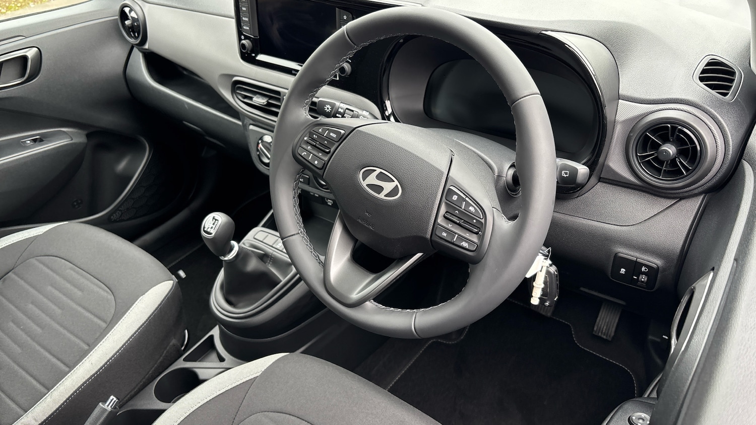 Used Hyundai i10 2025 for sale - 76298886: Photo 11
