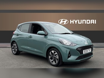 2025 (25) - 1.0 [63] Advance 5dr [Nav] Petrol Hatchback