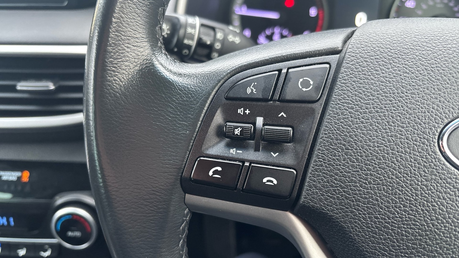 Used Hyundai TUCSON 2018 for sale - 77160620: Photo 29