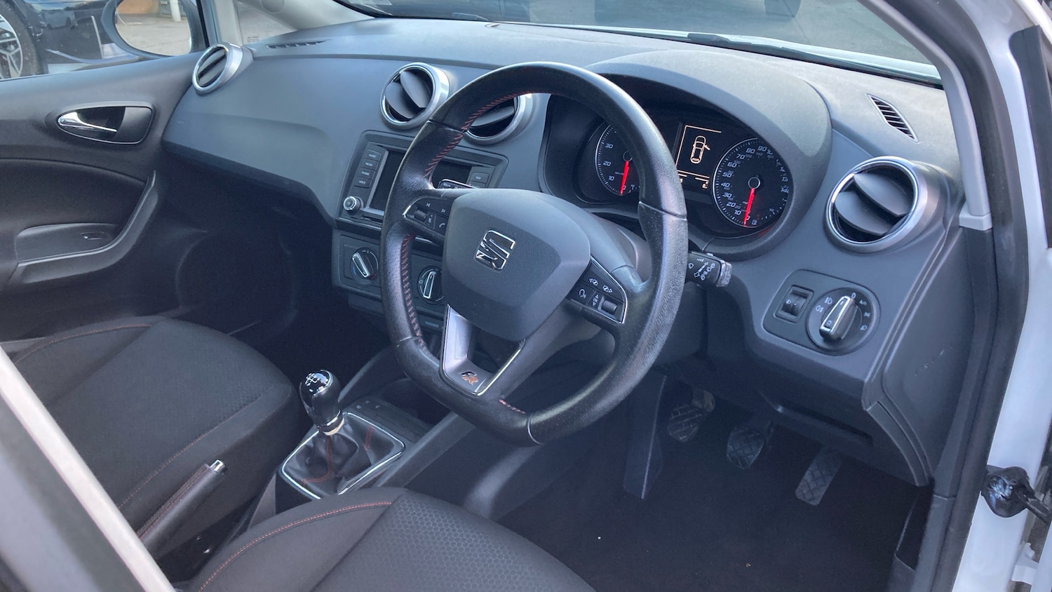 Used SEAT Ibiza 2017 for sale - 77329089: Photo 11