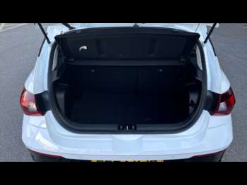 Used Hyundai i20 2024 for sale - 74245566: Photo