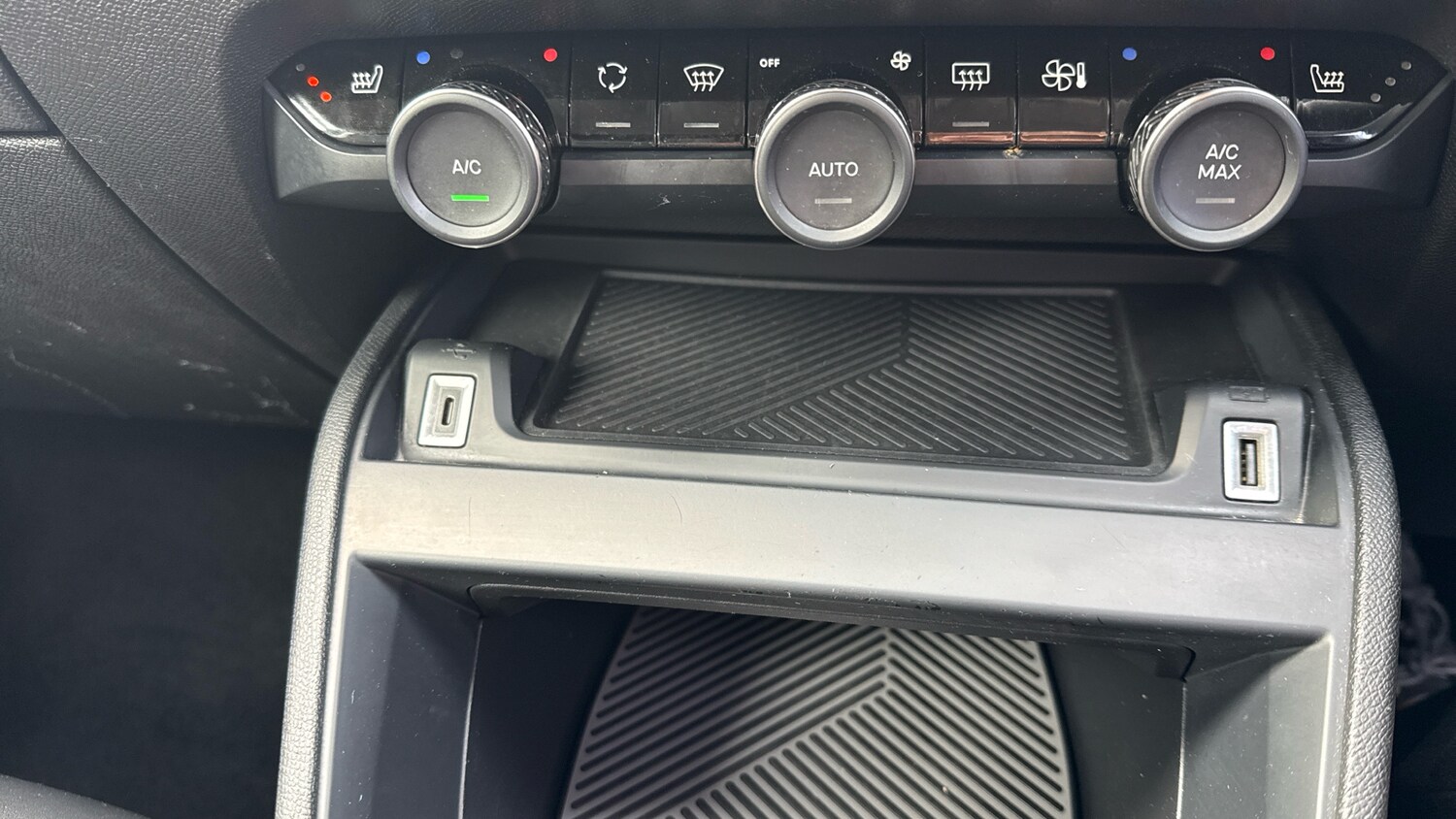 Used Citroen C4 2023 for sale - 78168660: Photo 27