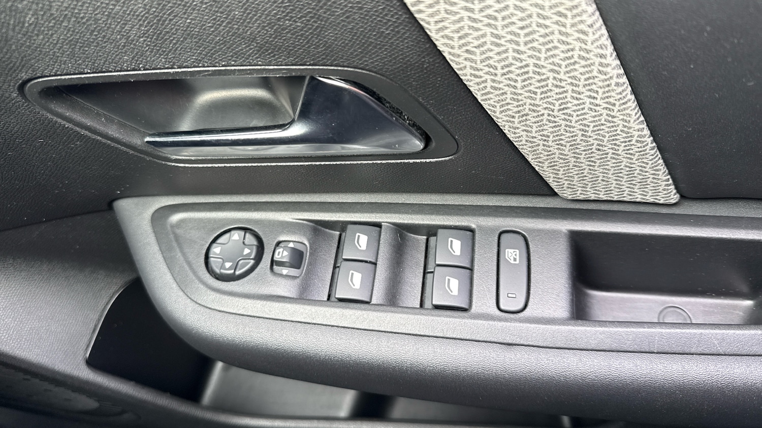 Used Citroen C4 2023 for sale - 78168660: Photo 33