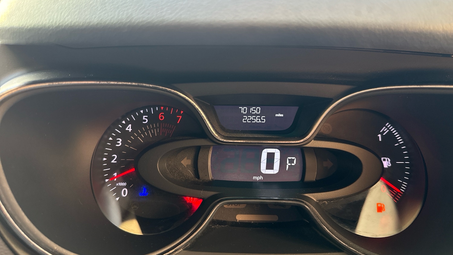 Used Renault Captur 2018 for sale - 76762330: Photo 25