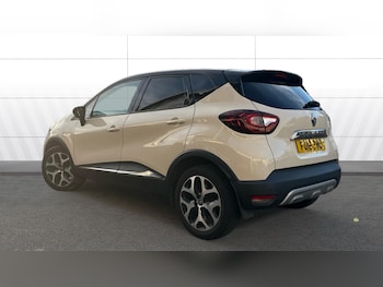 Used Renault Captur 2018 for sale - 76762330: Photo
