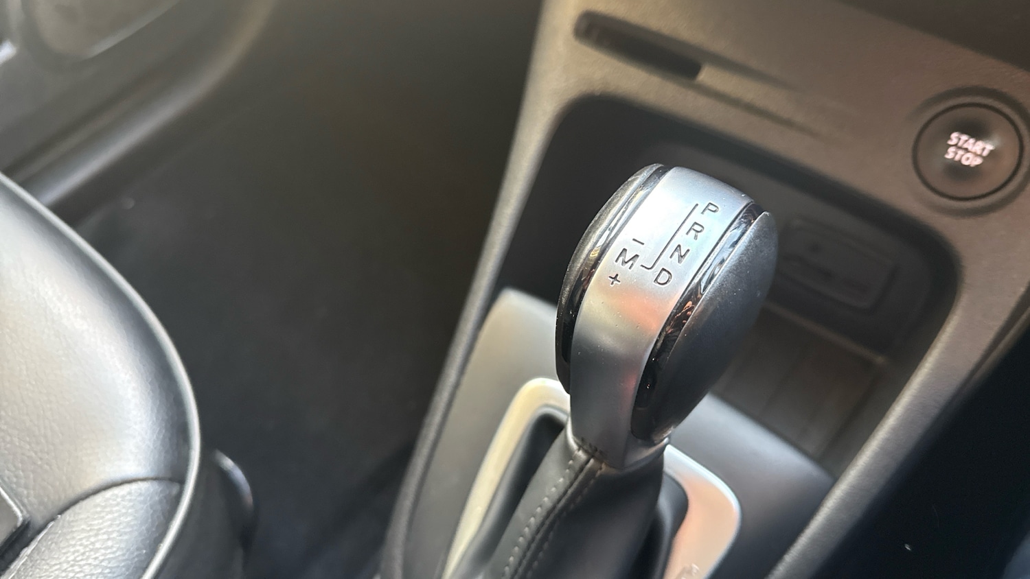 Used Renault Captur 2018 for sale - 76762330: Photo 34