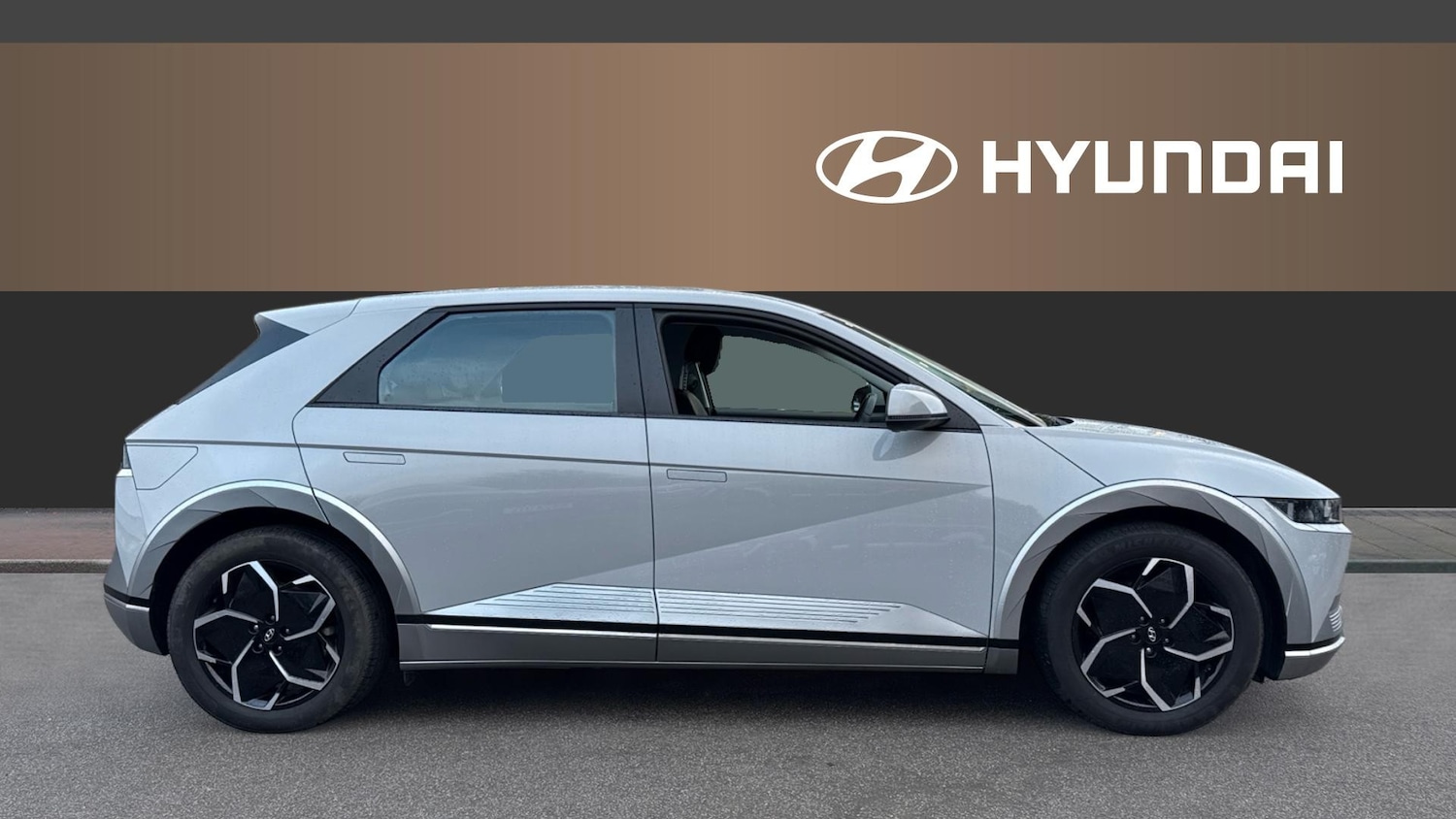 Used Hyundai IONIQ 5 2024 for sale - 77329091: Photo 5