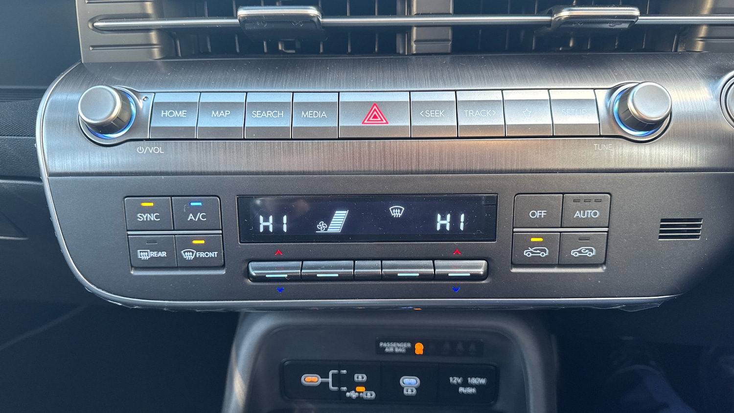 Used Hyundai KONA 2025 for sale - 76504390: Photo 32