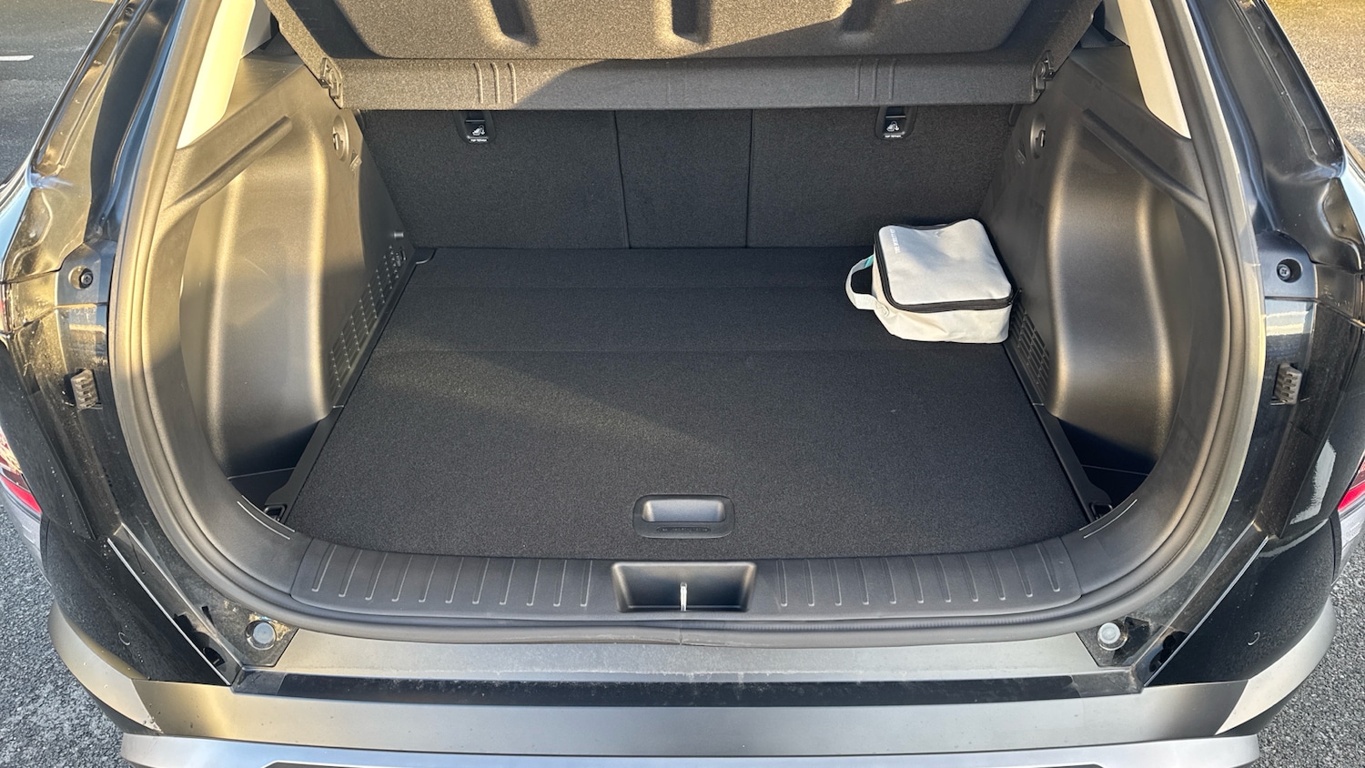 Used Hyundai KONA 2025 for sale - 76504390: Photo 4