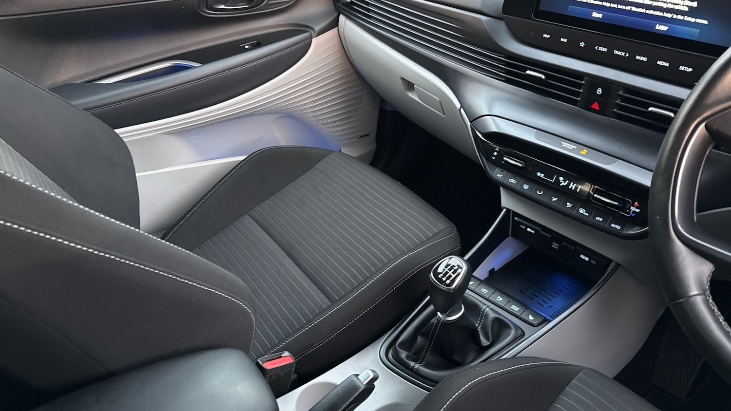 Used Hyundai i20 2022 for sale - 76777195: Photo 14