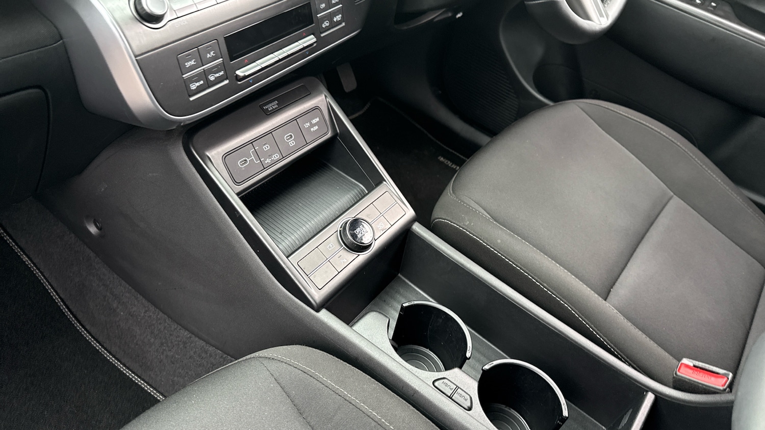 Used Hyundai KONA 2025 for sale - 76450288: Photo 13