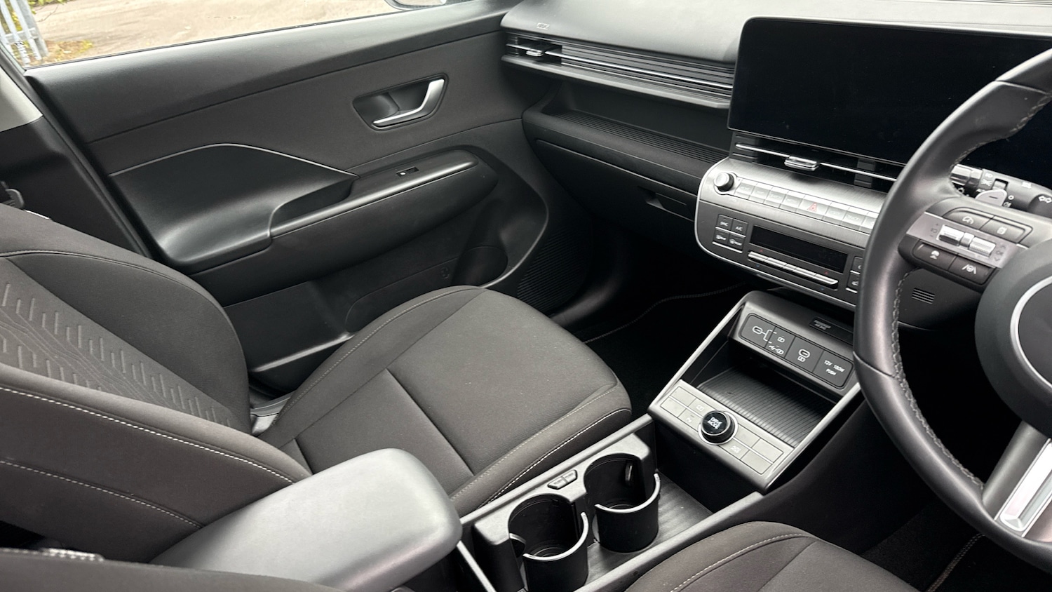 Used Hyundai KONA 2025 for sale - 76450288: Photo 14