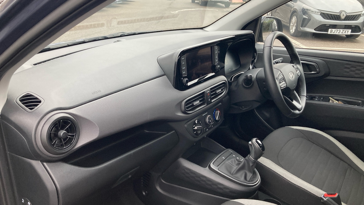 Used Hyundai i10 2025 for sale - 77035722: Photo 9