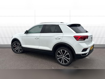 Used Volkswagen T-Roc 2018 for sale - 77619767: Photo