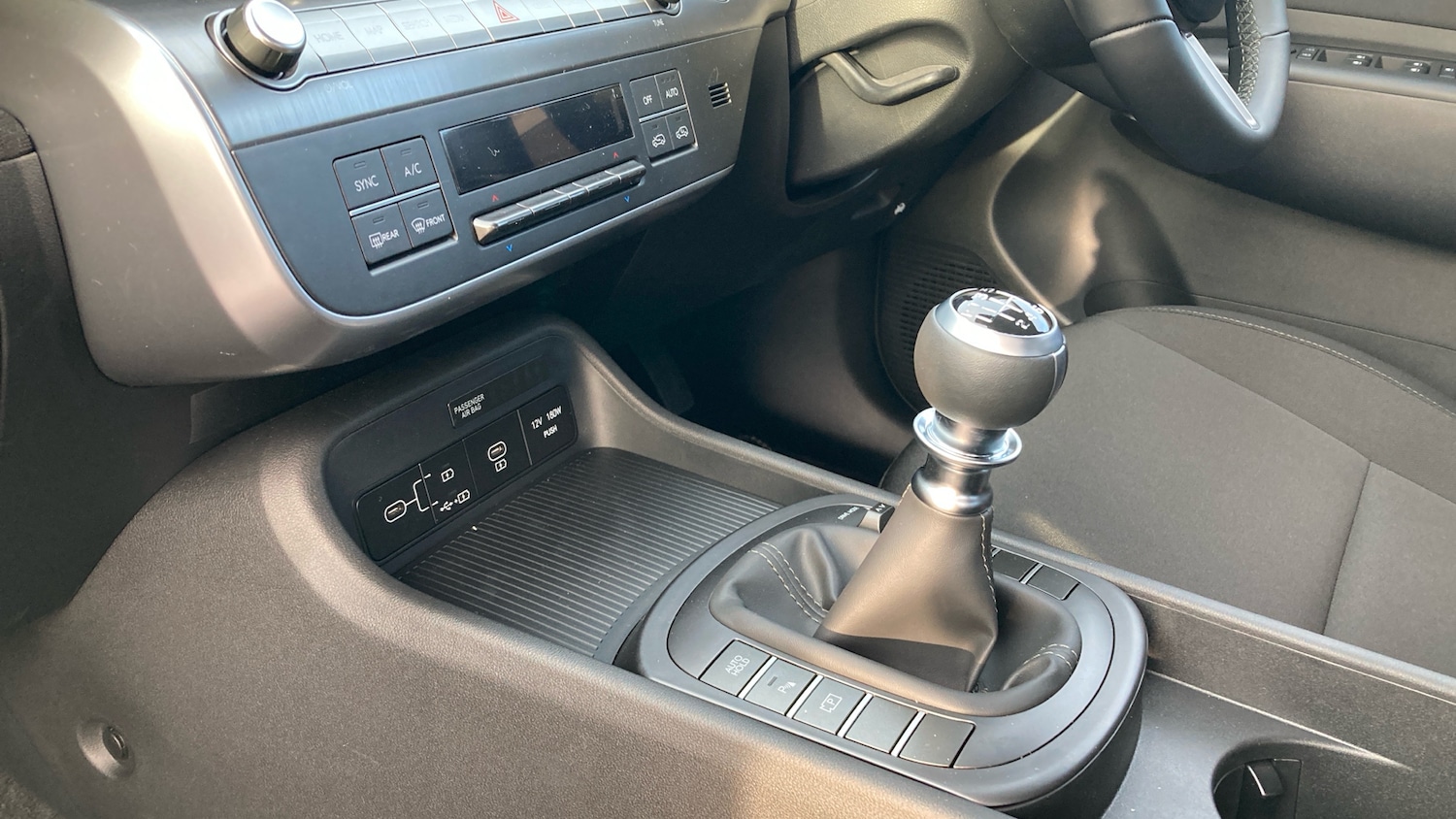 Used Hyundai KONA 2025 for sale - 76504389: Photo 13