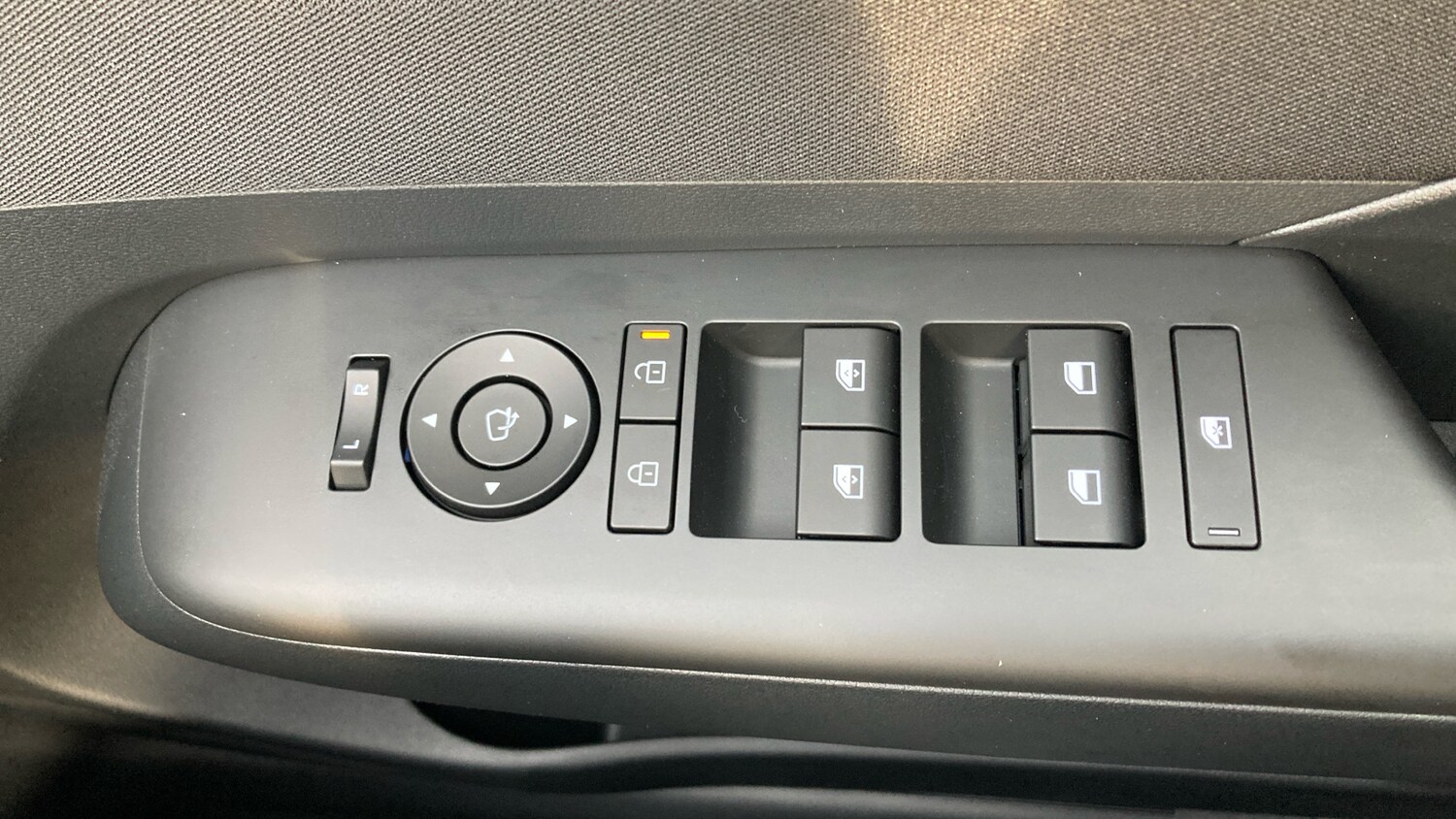 Used Hyundai KONA 2025 for sale - 76504389: Photo 21