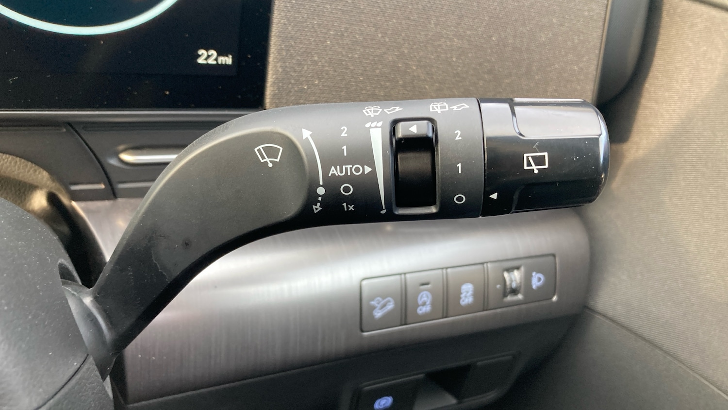 Used Hyundai KONA 2025 for sale - 76504389: Photo 25