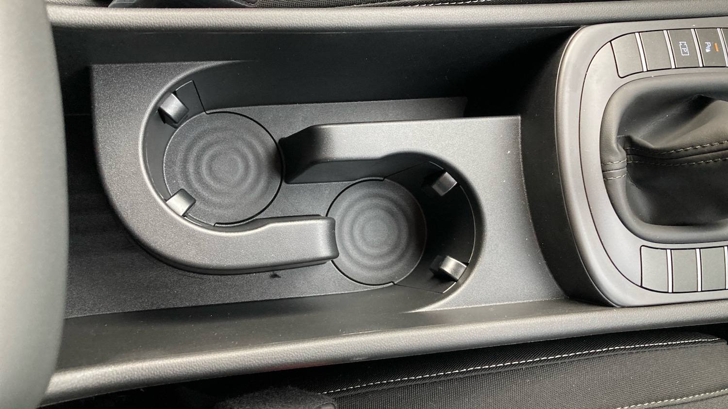 Used Hyundai KONA 2025 for sale - 76504389: Photo 38