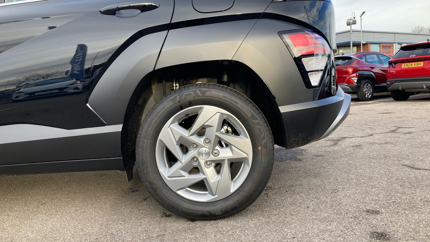 Used Hyundai KONA 2025 for sale - 76504389: Photo 7