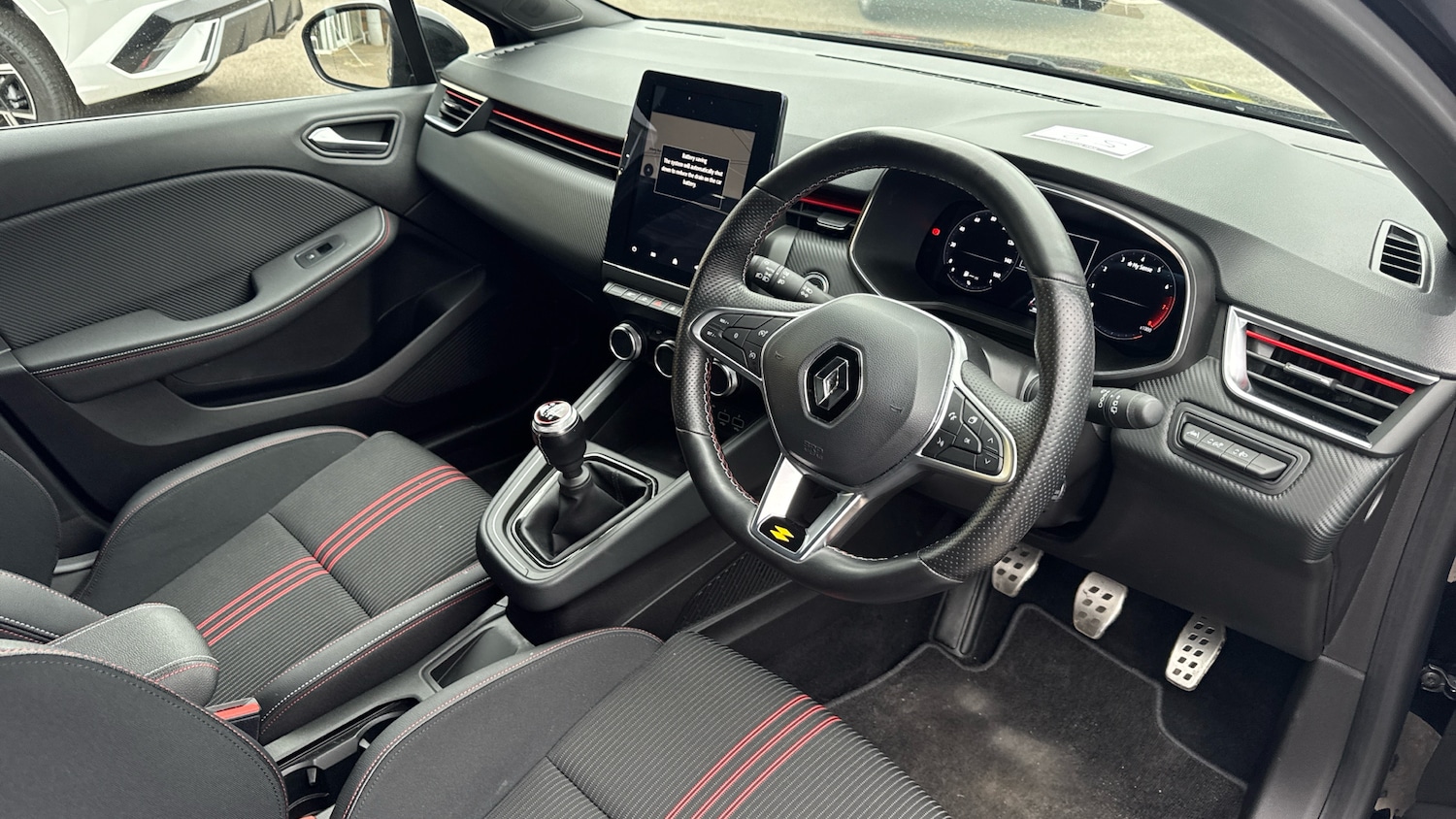 Used Renault Clio 2023 for sale - 78092583: Photo 11