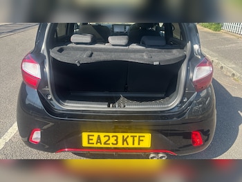 Used Hyundai i10 2023 for sale - 78452613: Photo