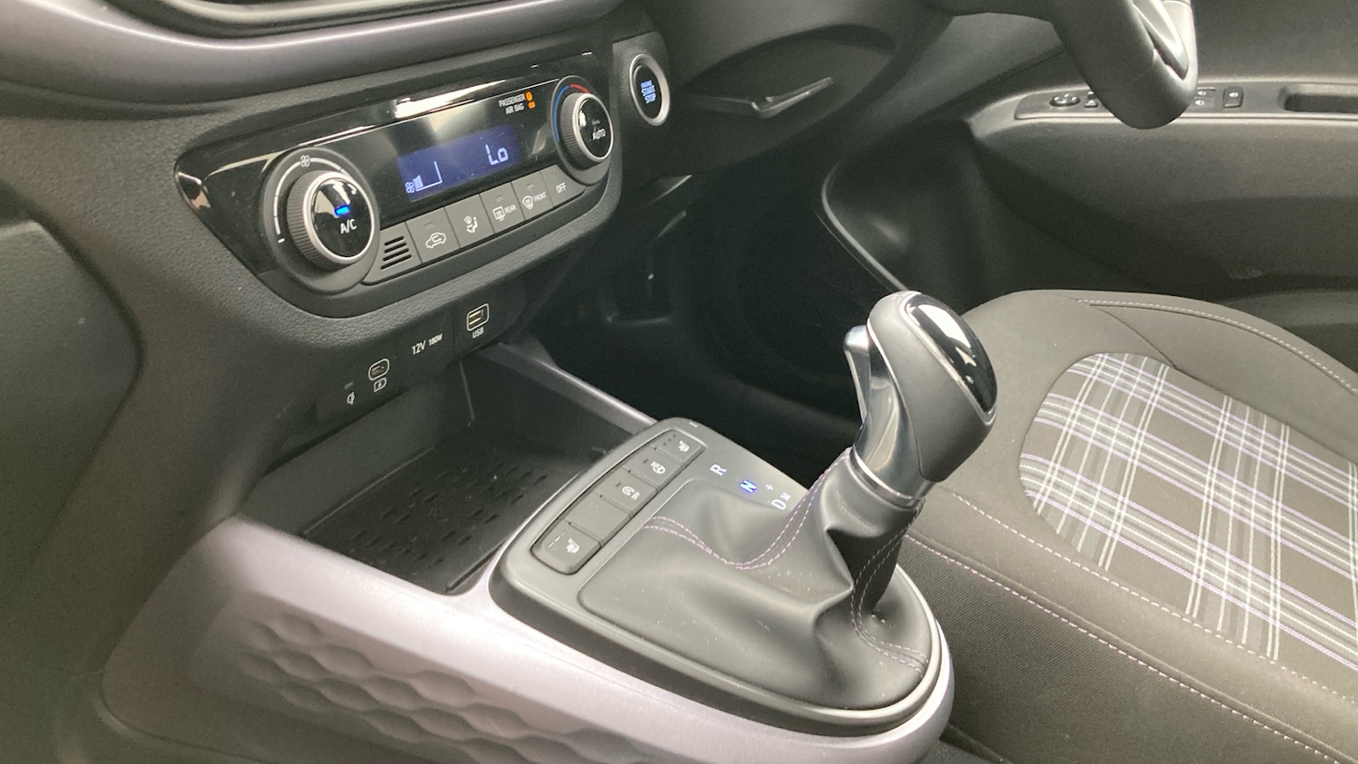 Used Hyundai i10 2024 for sale - 76181358: Photo 13