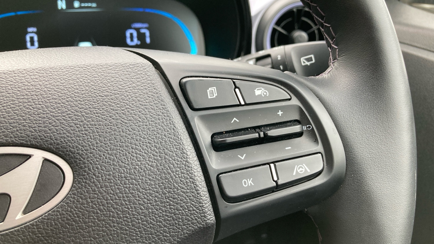 Used Hyundai i10 2024 for sale - 76181358: Photo 22