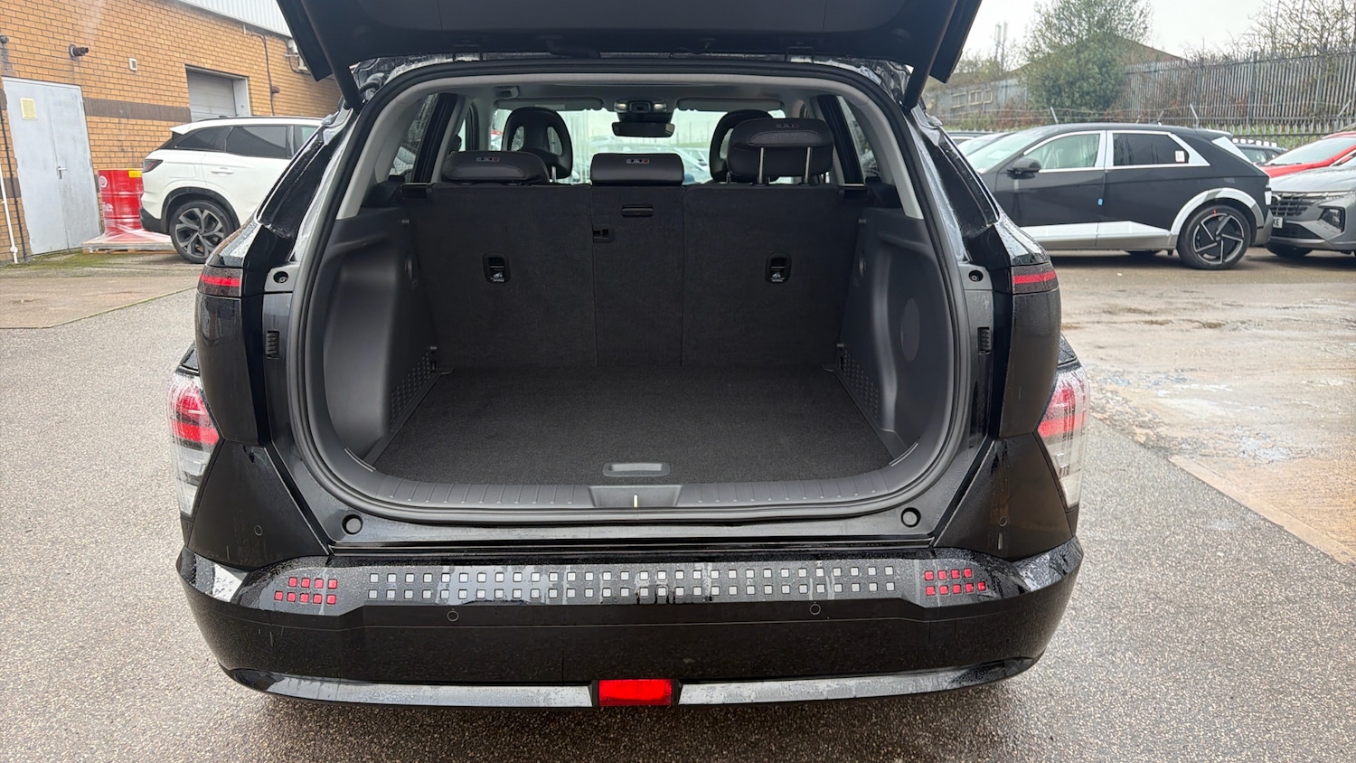 Used Hyundai KONA 2024 for sale - 77065598: Photo 4