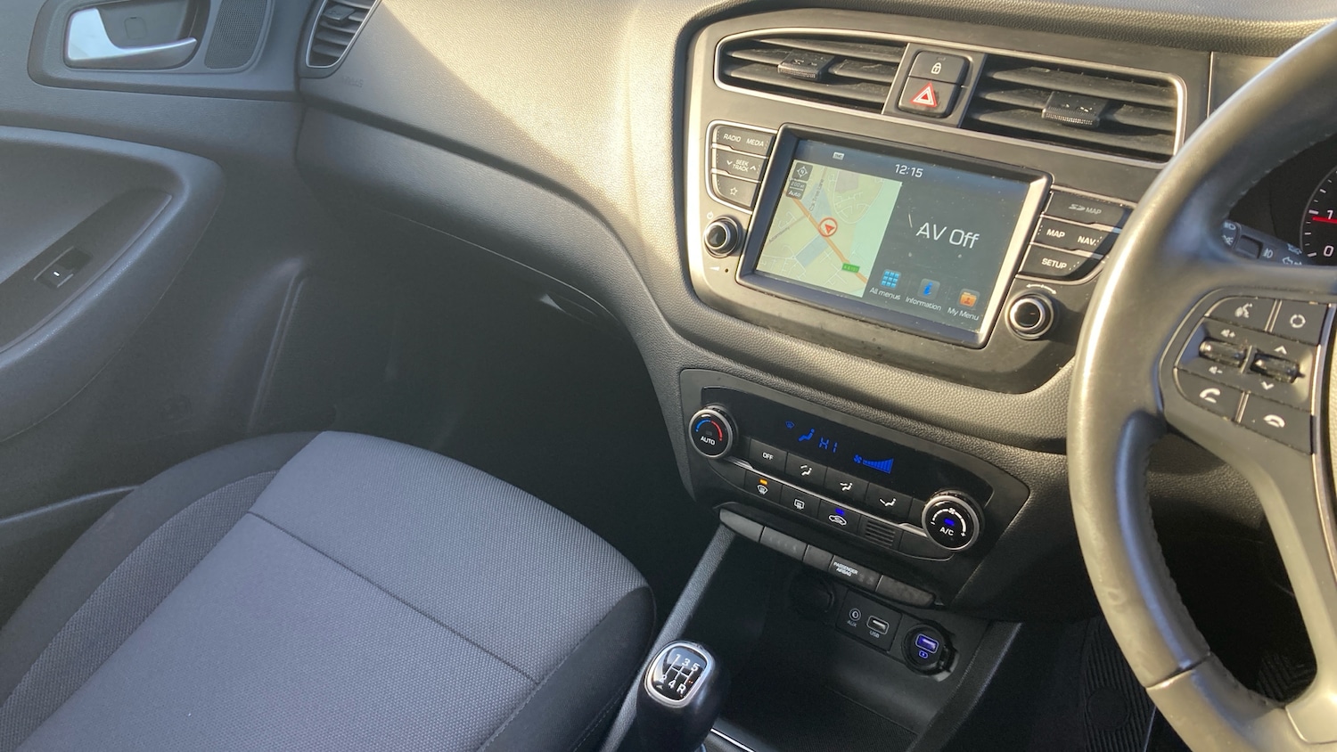 Used Hyundai i20 2019 for sale - 76891980: Photo 14