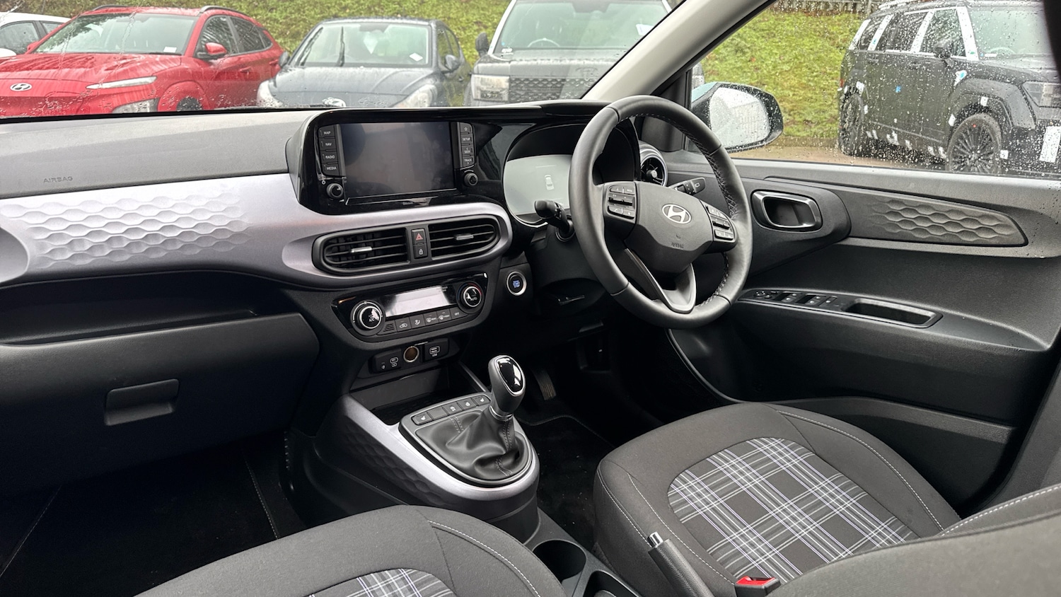 Used Hyundai i10 2025 for sale - 77062011: Photo 9