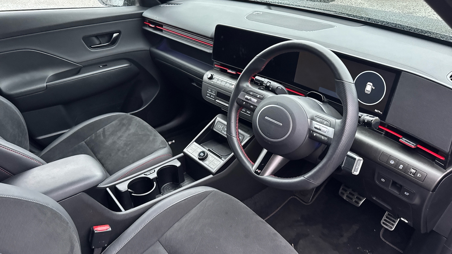 Used Hyundai KONA 2025 for sale - 77702587: Photo 11