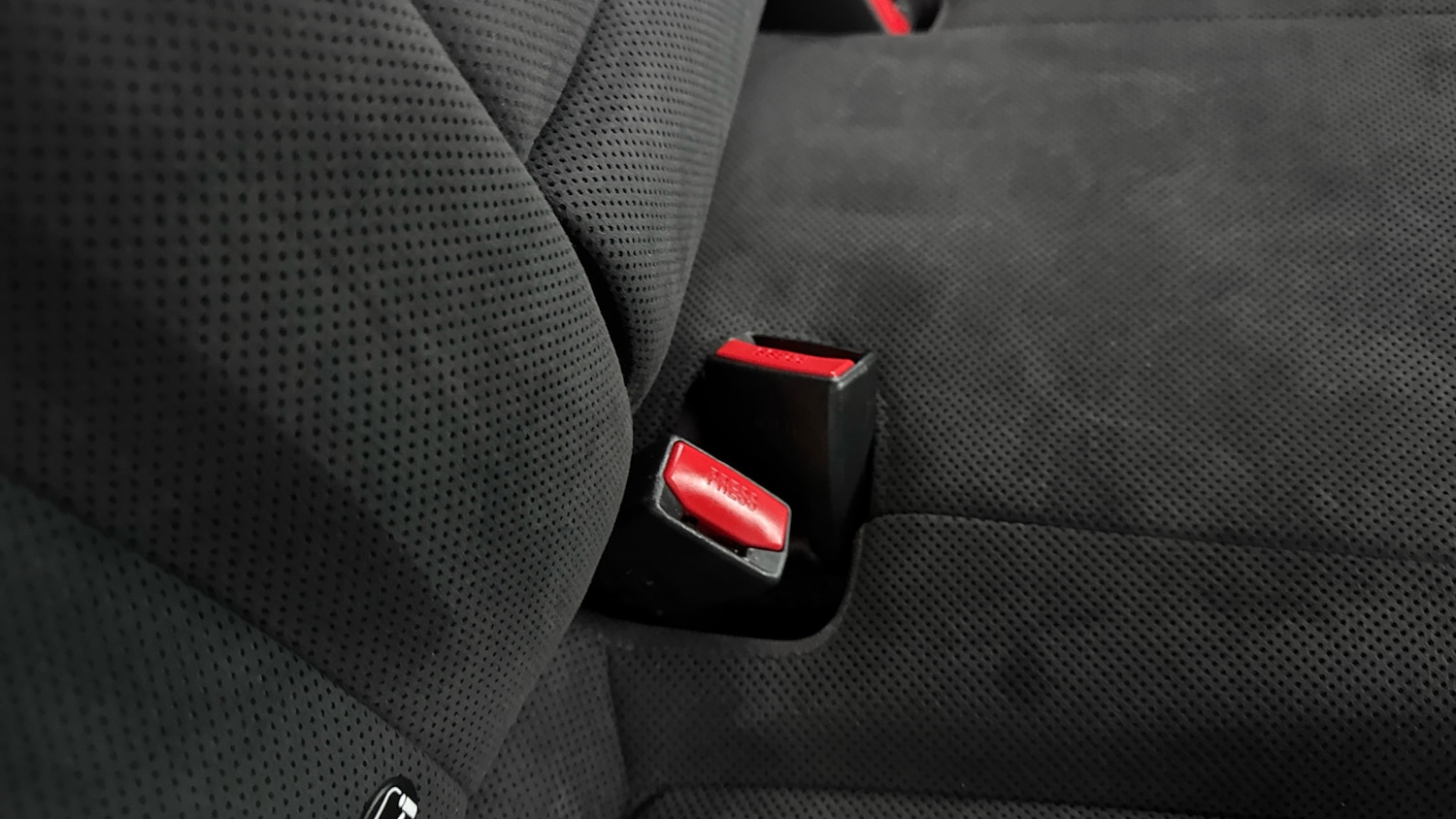 Used Hyundai KONA 2025 for sale - 77702587: Photo 17