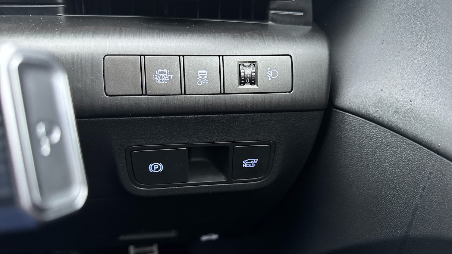 Used Hyundai KONA 2025 for sale - 77702587: Photo 33