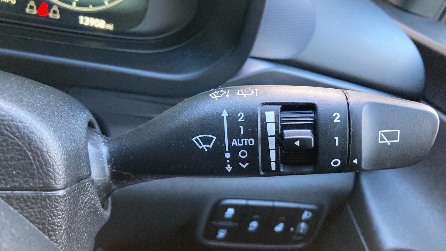 Used Hyundai i20 2022 for sale - 77235367: Photo 25