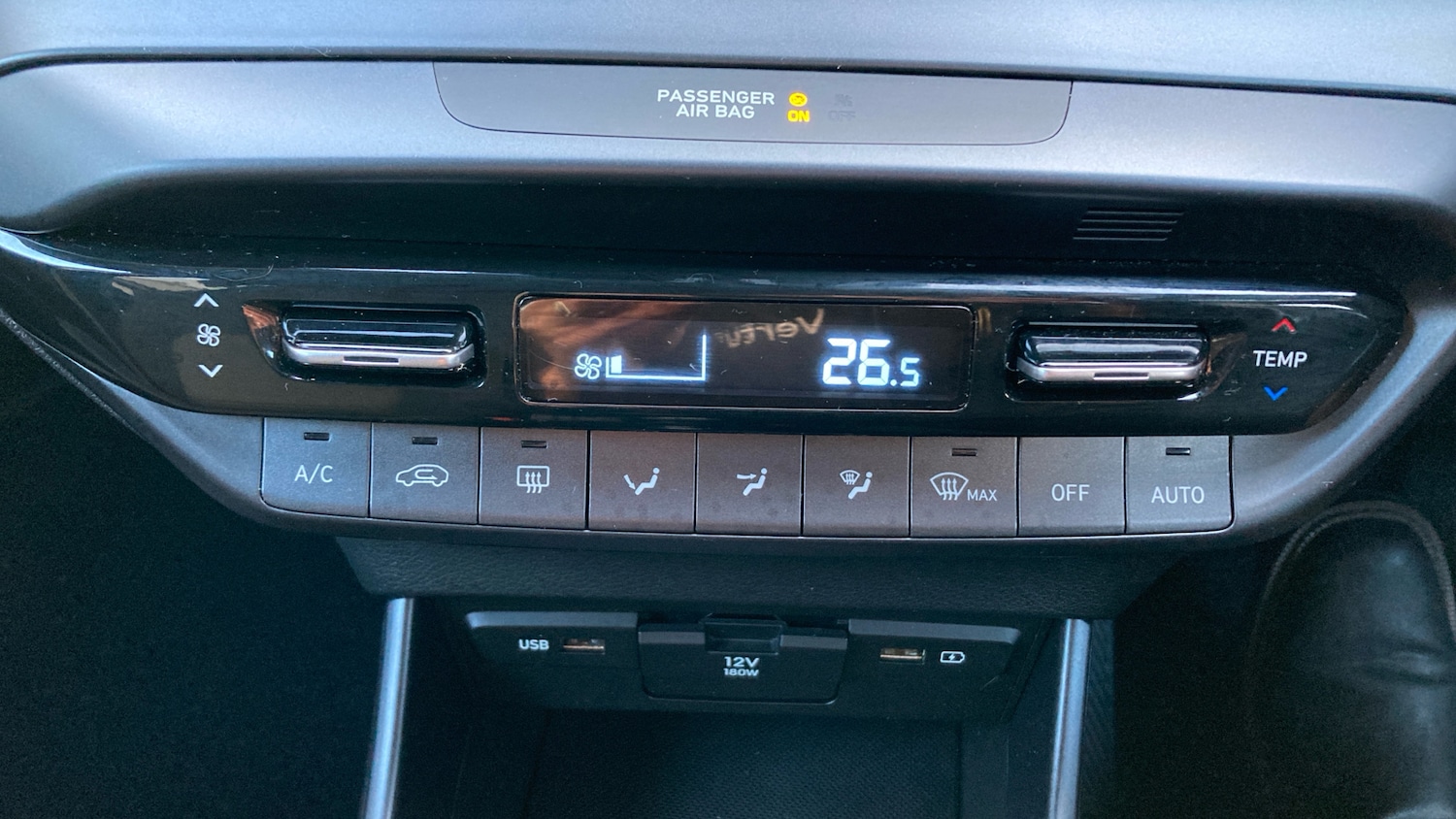 Used Hyundai i20 2022 for sale - 77235367: Photo 34