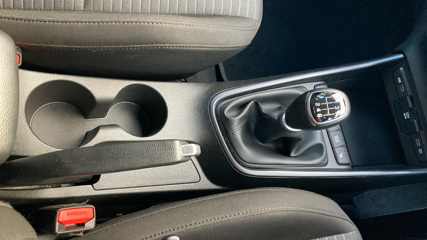 Used Hyundai i20 2022 for sale - 77235367: Photo 38