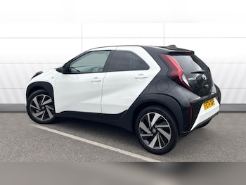 Used Toyota Aygo X 2024 for sale - 76194700: Photo 2