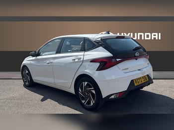 Used Hyundai i20 2022 for sale - 79308400: Photo